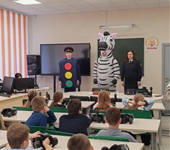 Изучаем ПДД: реальные правила в виртуальном городе