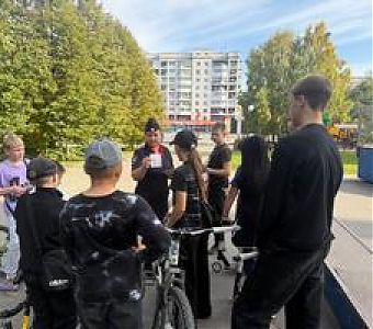 С СИМ безопасно колесим!