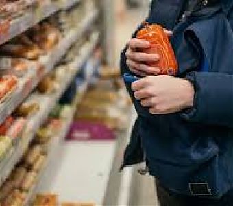 В суд за кражи из магазинов
