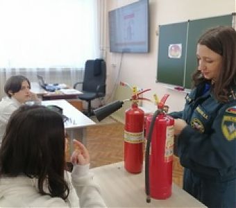 Профессия пожарный: предотвращение, спасение, помощь!