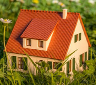 Размещение жилого дома на садовом участке разрешено законом