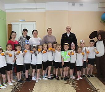 Учим с детьми правила дорожного движения